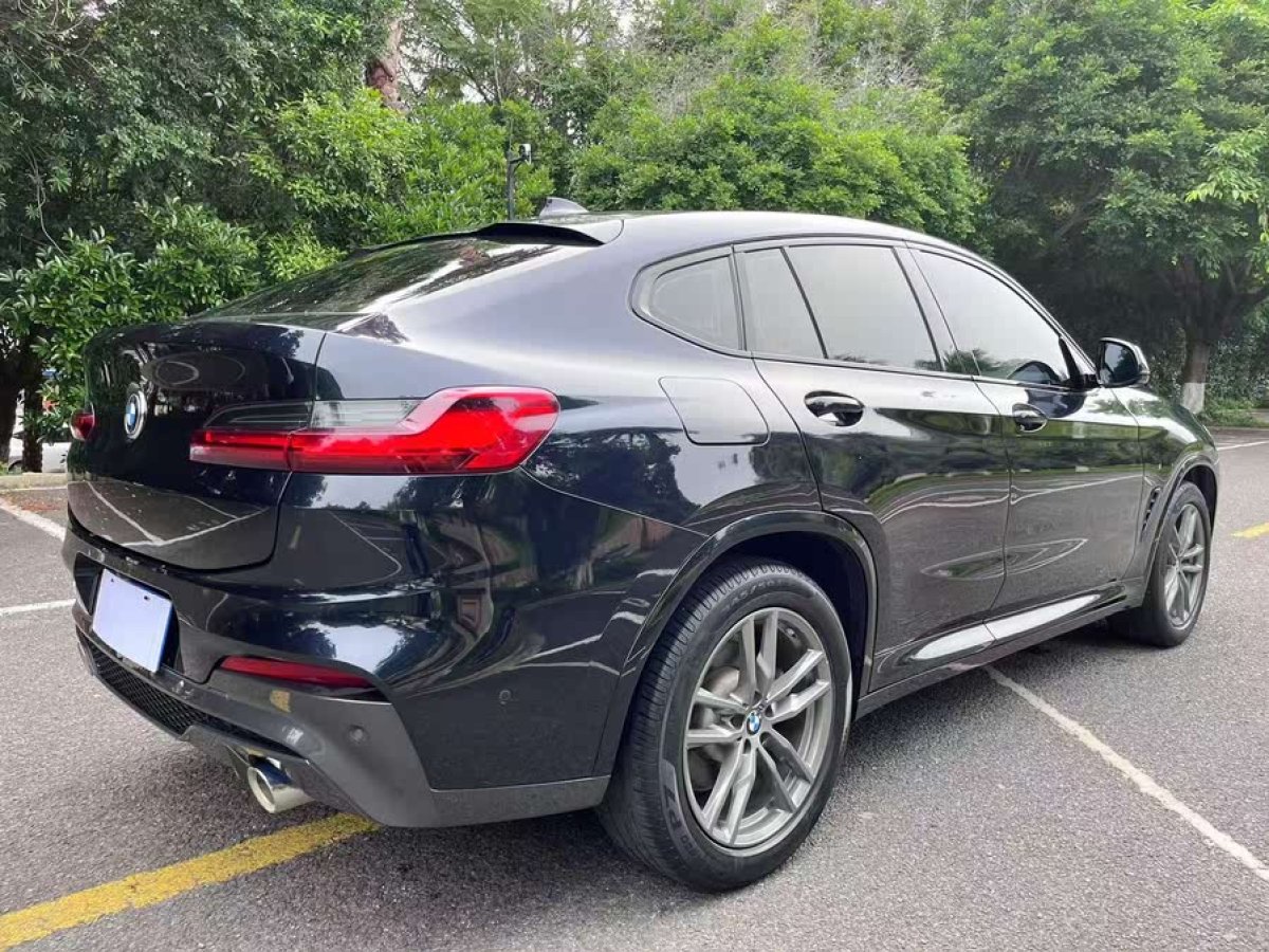 寶馬 寶馬X4  2020款 xDrive25i M運(yùn)動(dòng)套裝圖片