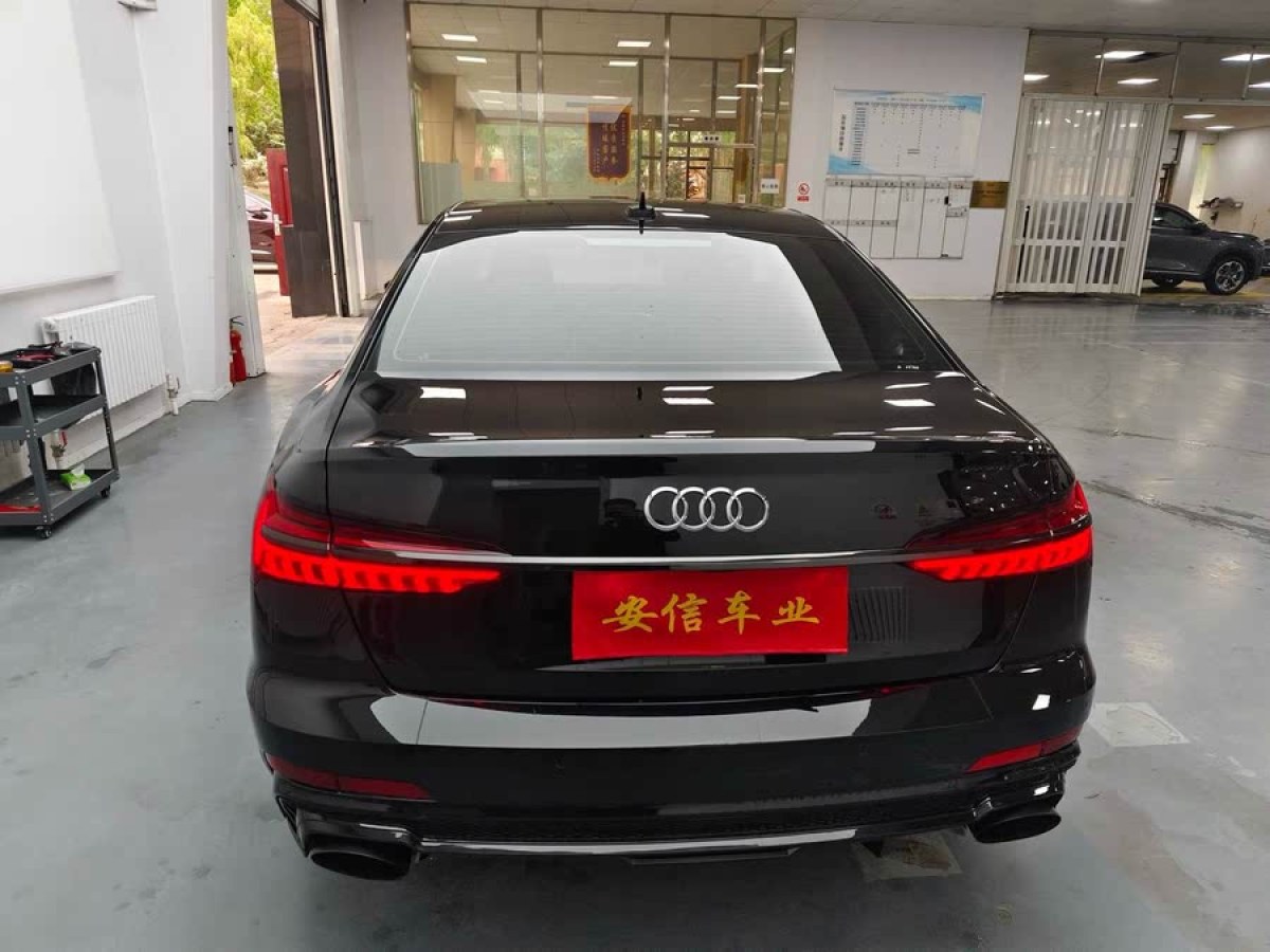 奧迪 奧迪A6L  2023款 改款 45 TFSI quattro 臻選動(dòng)感型圖片