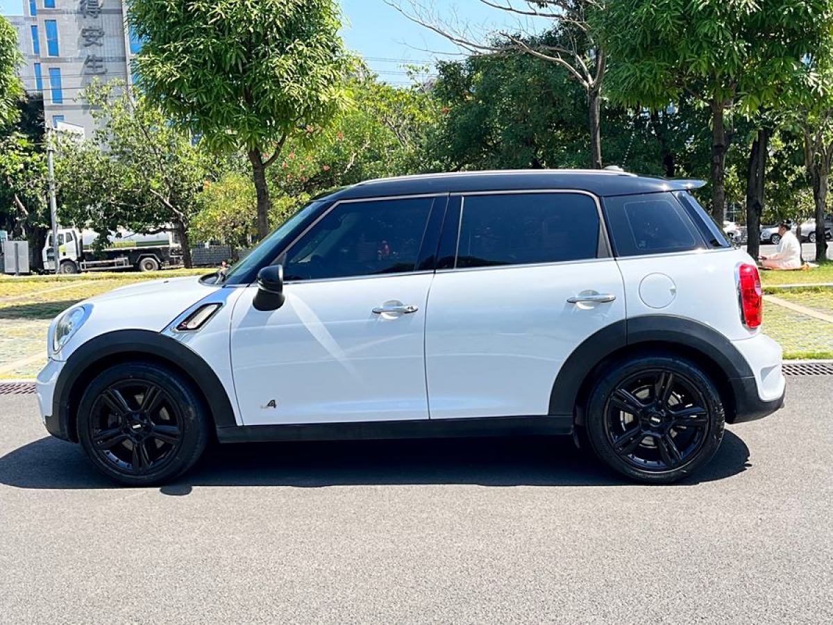 2014年8月MINI COUNTRYMAN  2013款 1.6T COOPER S ALL4 滑雪版