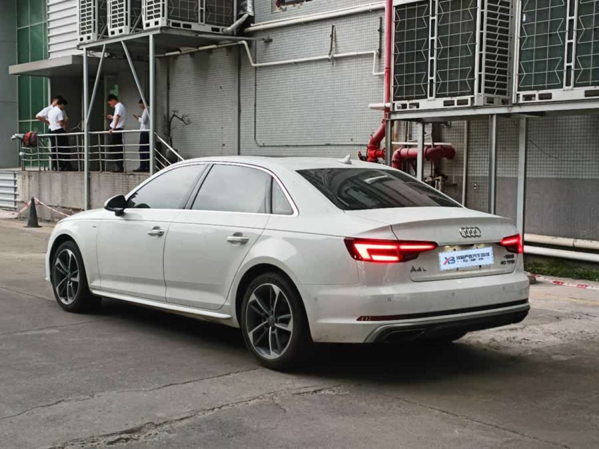 奧迪 奧迪A4L  2019款 40 TFSI 時(shí)尚型 國(guó)VI圖片