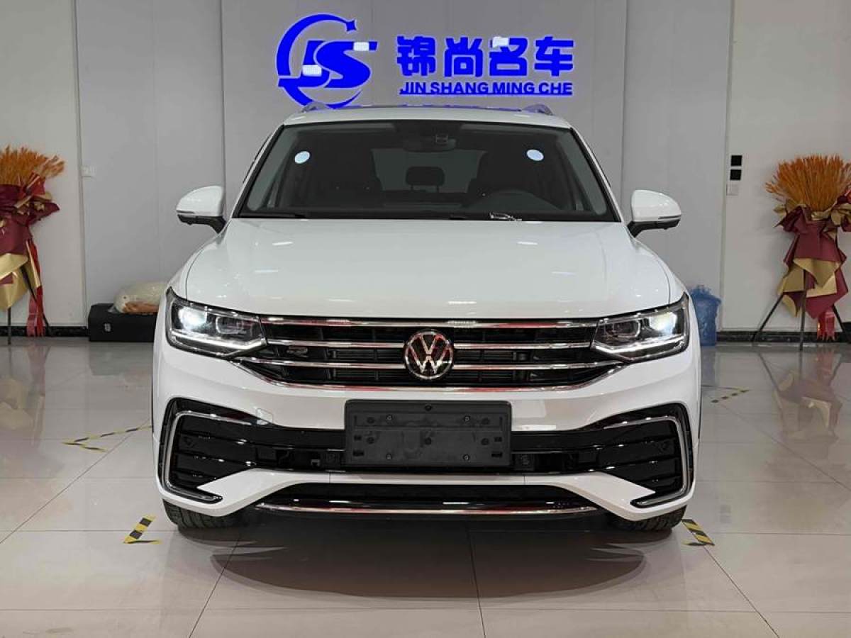 大眾 途觀L  2024款 330TSI 自動(dòng)兩驅(qū)R-Line越享版圖片