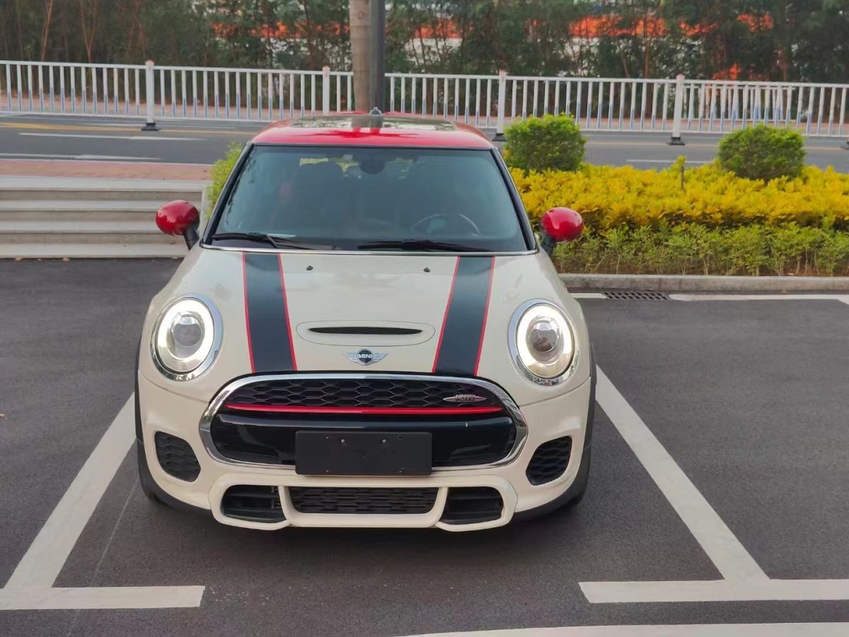 MINI JCW  2016款 2.0T JOHN COOPER WORKS 先鋒派圖片