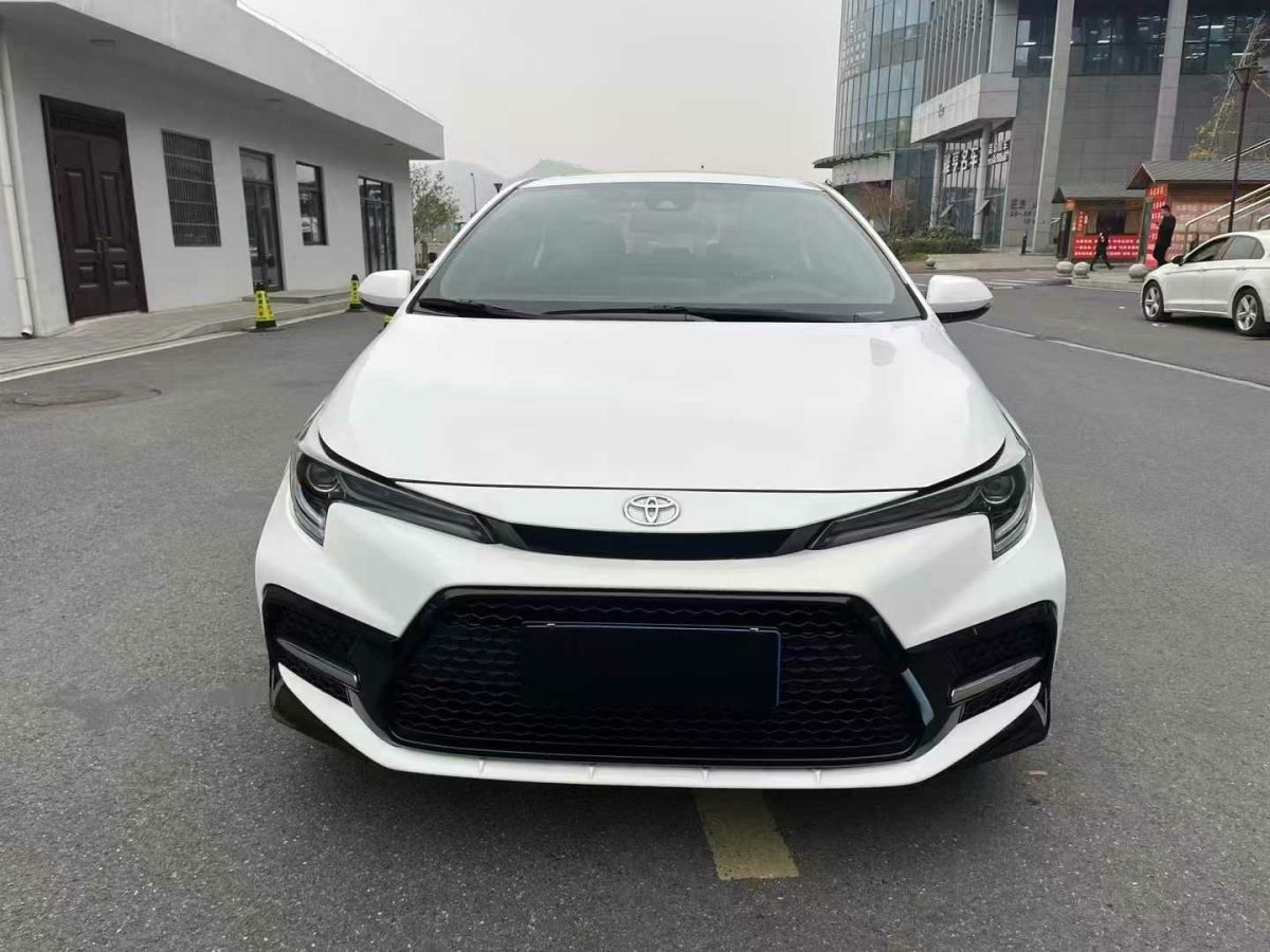 豐田 雷凌  2023款 185T CVT豪華版圖片