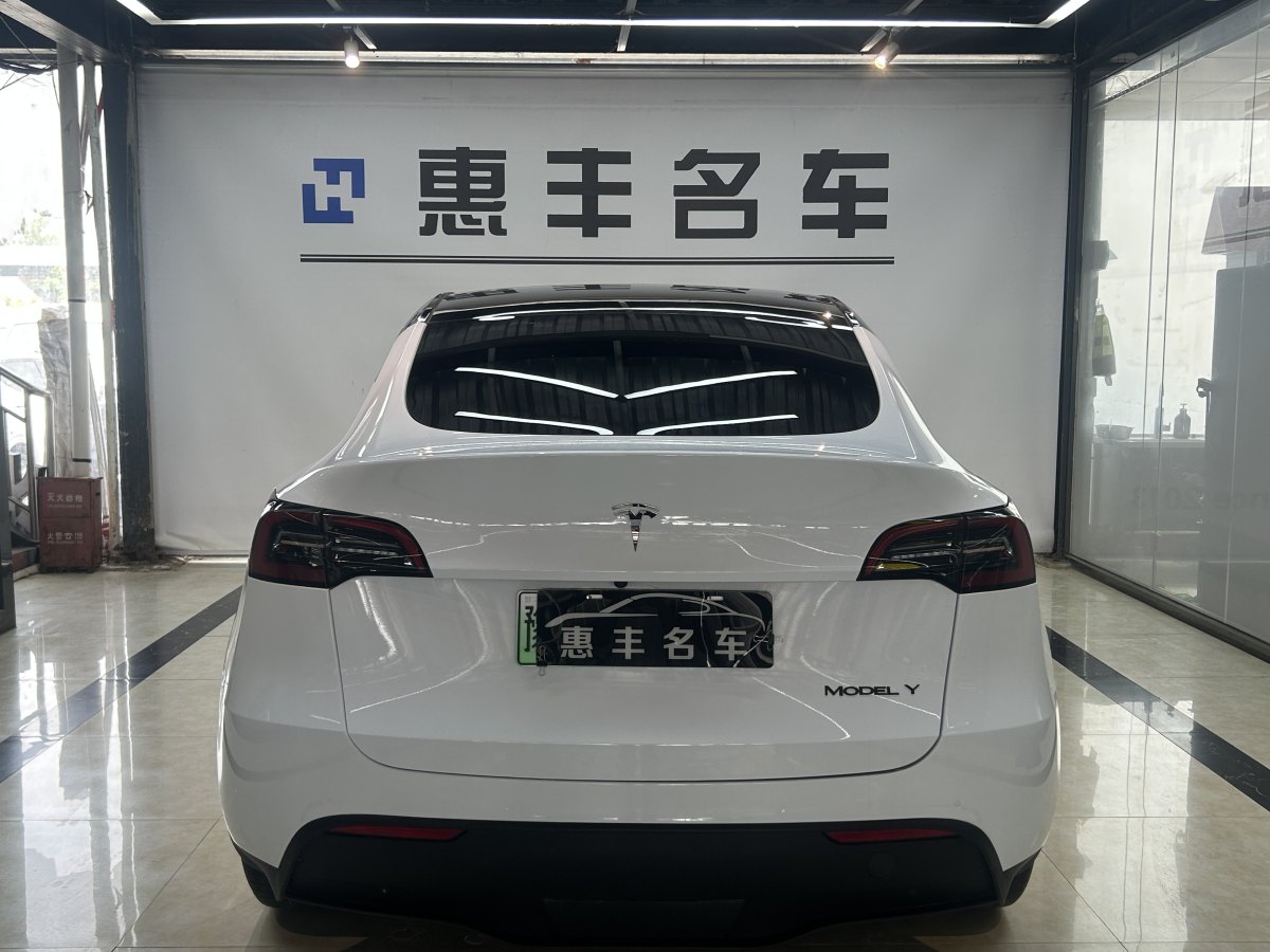特斯拉 Model Y  2022款 改款 后輪驅(qū)動版圖片