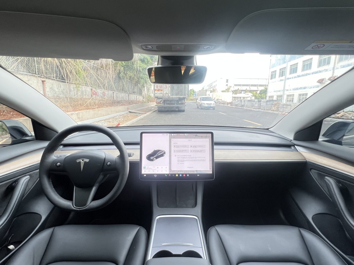 2021年6月特斯拉 Model 3  2021款 標(biāo)準(zhǔn)續(xù)航后驅(qū)升級版 3D6