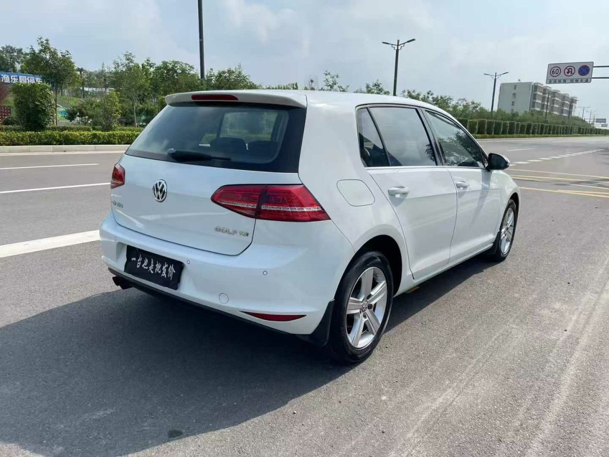 大眾 高爾夫  2015款 1.6L 自動(dòng)時(shí)尚型圖片