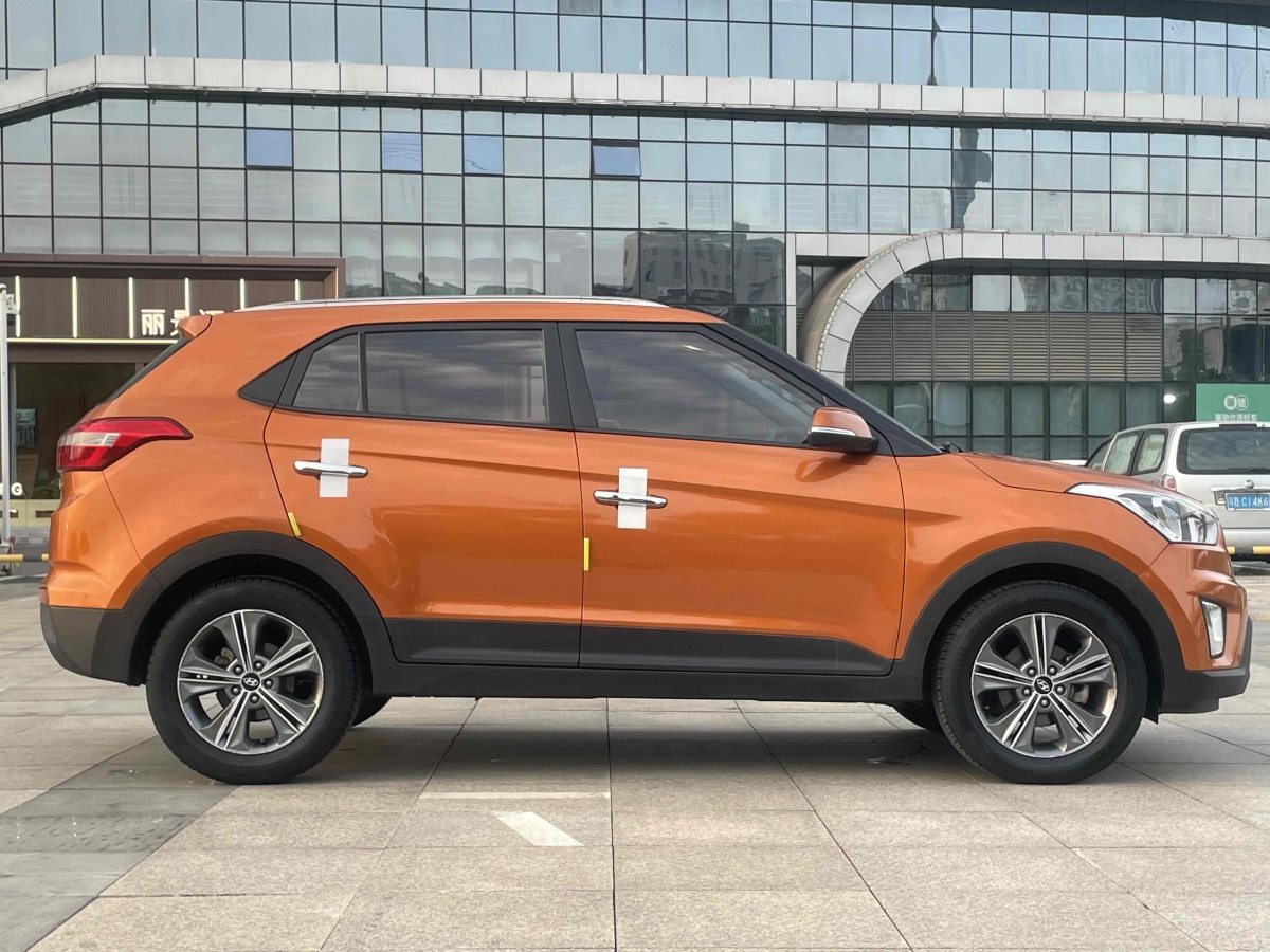 2016年2月現(xiàn)代 ix25  2015款 1.6L 自動兩驅智能型GLS