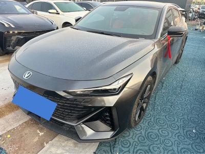 2022年7月 長(zhǎng)安 長(zhǎng)安UNI-V 1.5T 尊貴型圖片