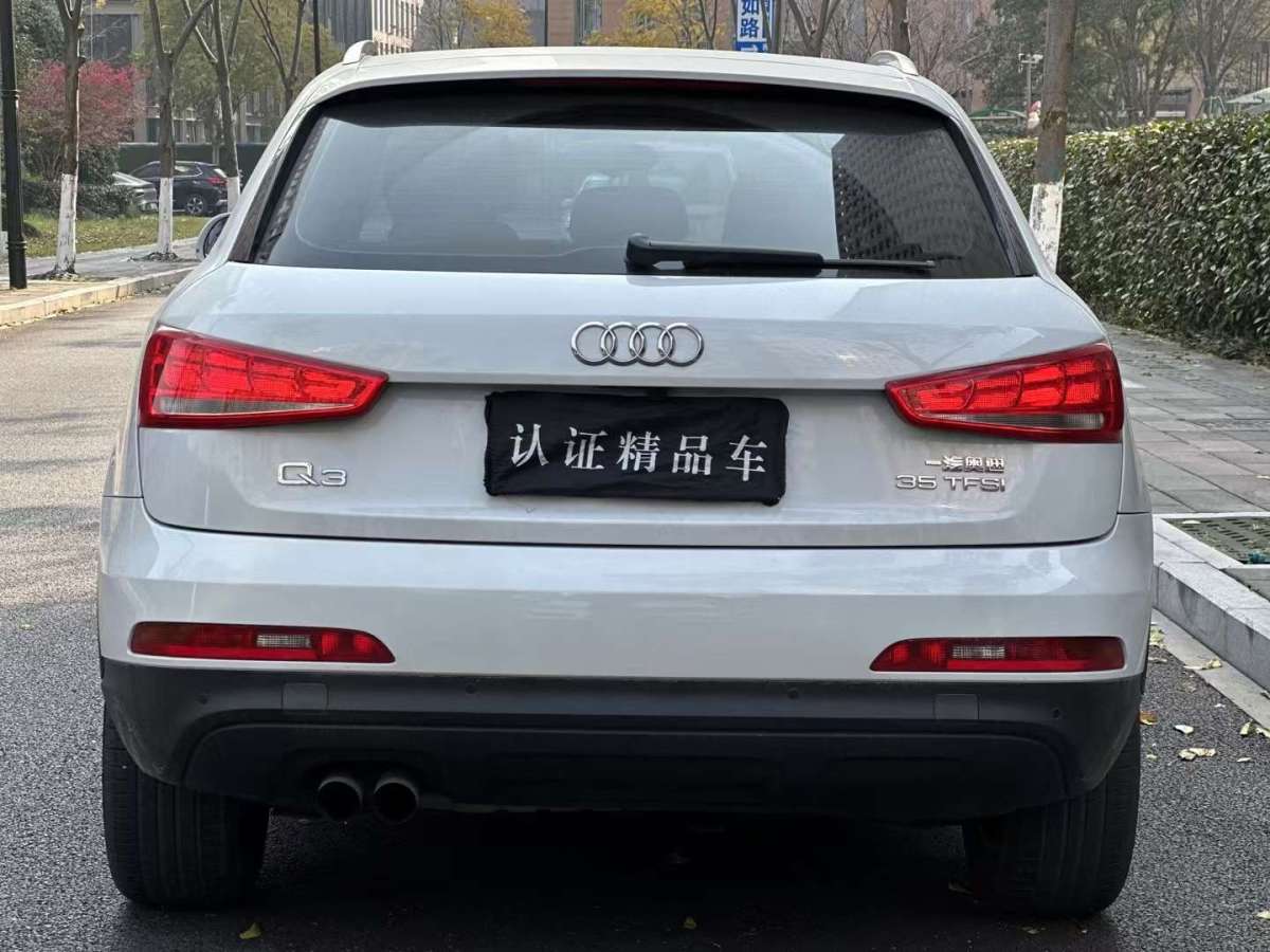 奧迪 奧迪Q3  2015款 35 TFSI 百萬(wàn)紀(jì)念智領(lǐng)型圖片