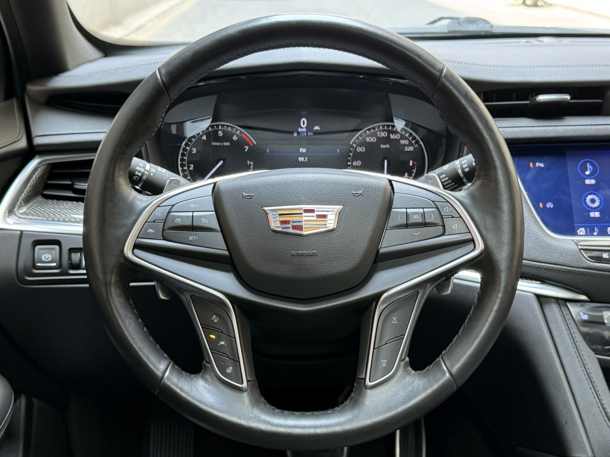 凱迪拉克 XT5  2024款 2.0T 四驅(qū)尊貴型（至臻版）圖片