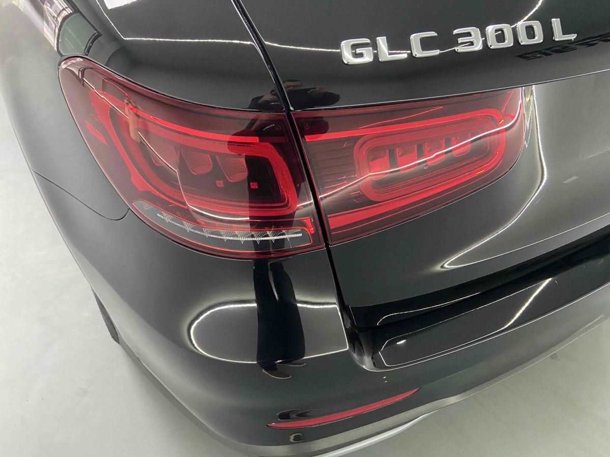 奔馳 奔馳GLC  2022款 改款 GLC 300 L 4MATIC 動感型臻藏版圖片