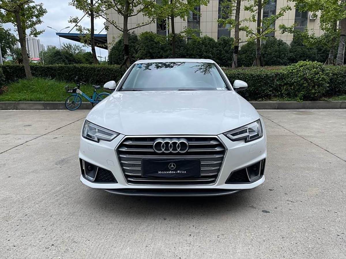 2019年9月奧迪 奧迪A4L  2019款 40 TFSI 時(shí)尚型 國VI