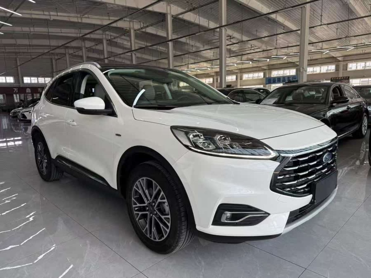 福特 銳際  2024款 EcoBoost 245 兩驅(qū)耀享款圖片