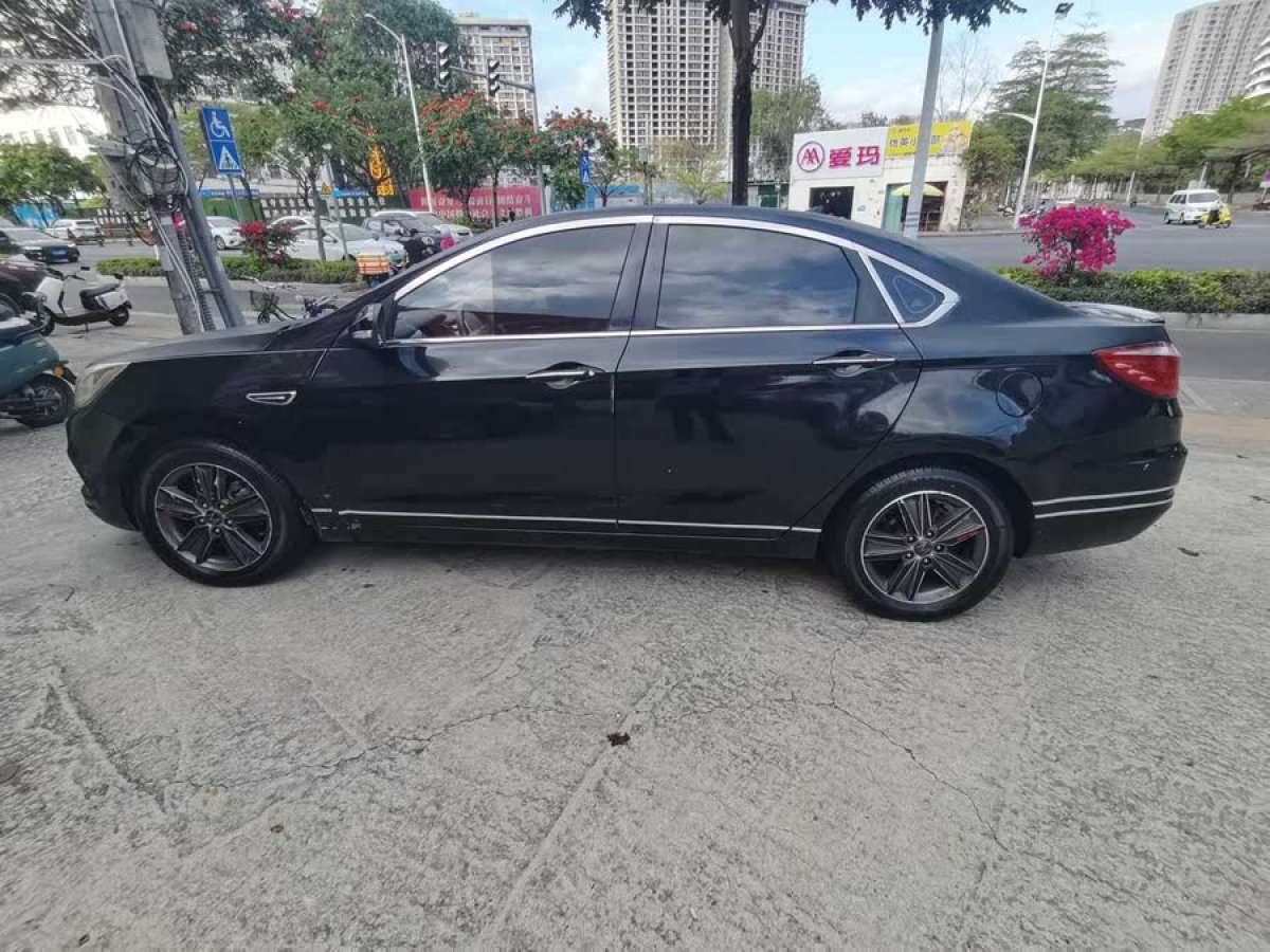 長安 逸動  2015款 1.6L 自動豪華型圖片