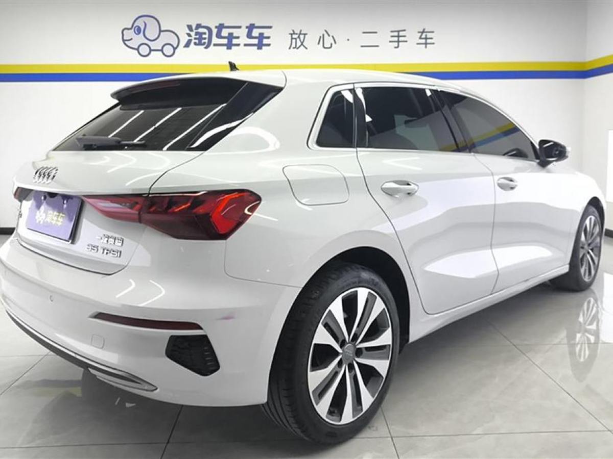 奧迪 奧迪A3  2021款 Sportback 35 TFSI 進(jìn)取致雅型圖片