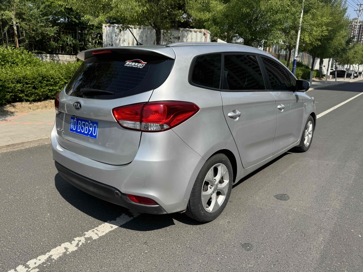 起亞 佳樂  2013款 2.0L 7座自動舒適版 國IV圖片