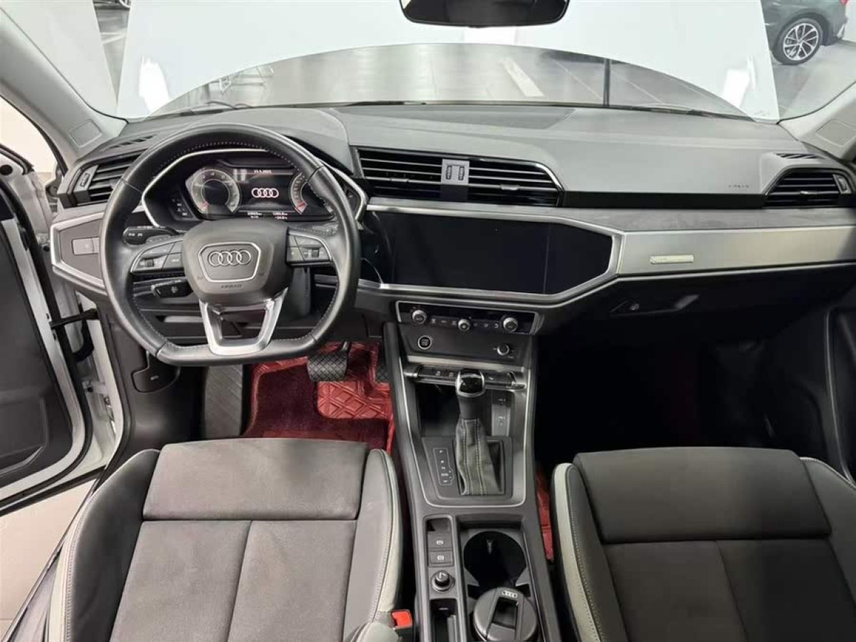 奧迪 奧迪Q3  2022款 35 TFSI 時尚動感型圖片