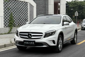 奔馳GLA 奔馳 GLA 200 時(shí)尚型