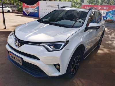 2018年05月 丰田 RAV4荣放 2.0L CVT两驱风尚X版图片