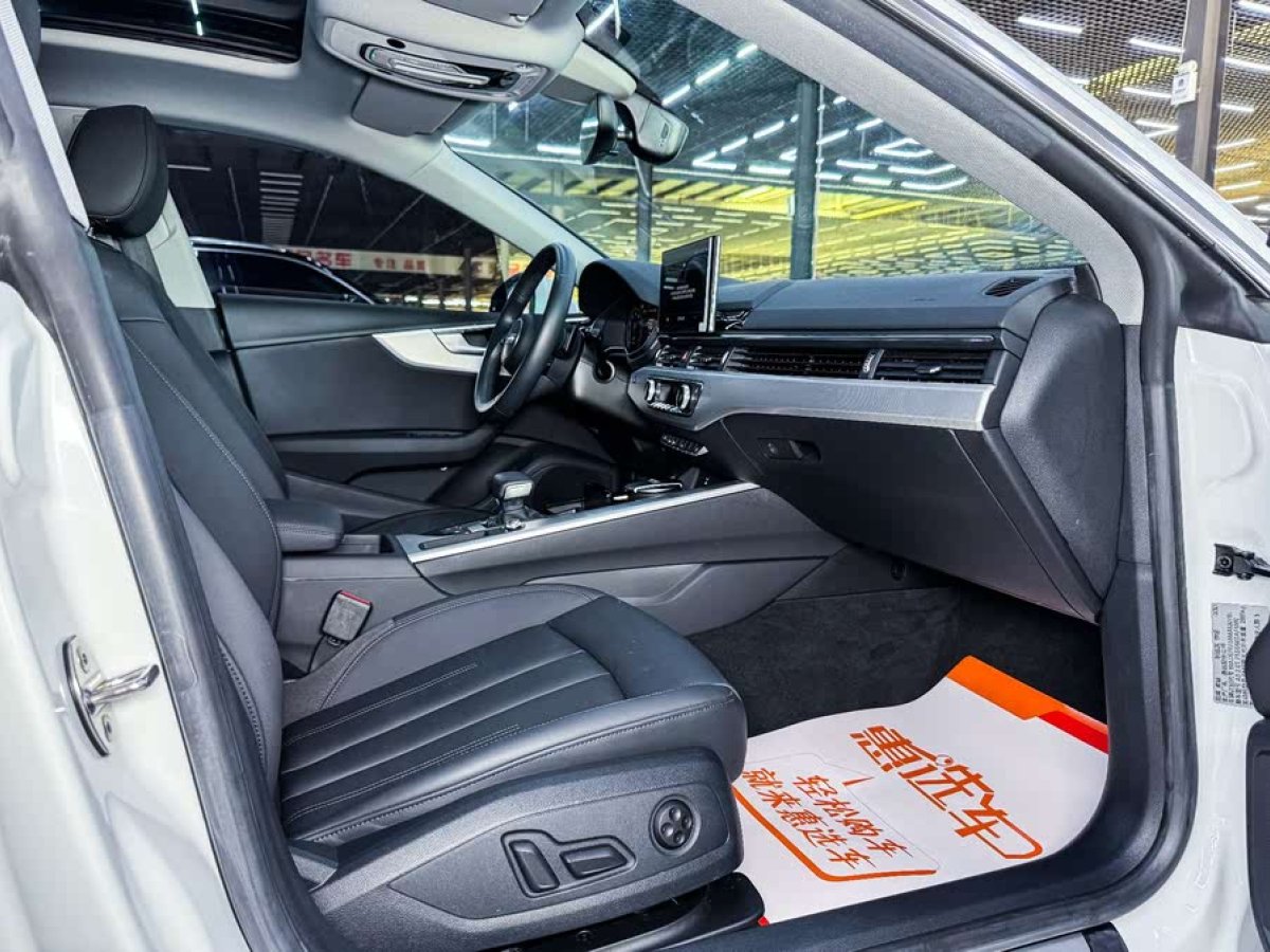 奧迪 奧迪A5  2023款 Sportback 40 TFSI 時尚動感型圖片