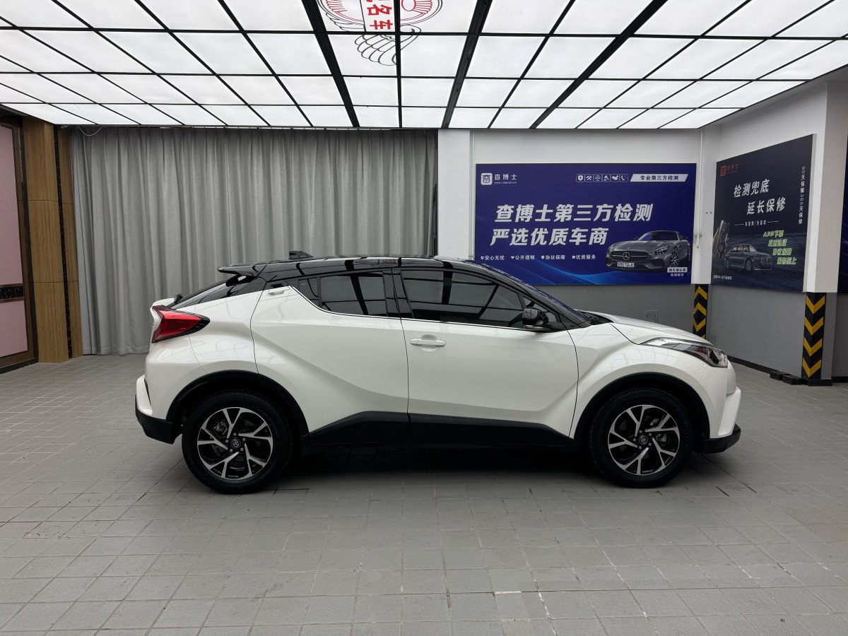 豐田 C-HR  2020款 2.0L 豪華版圖片