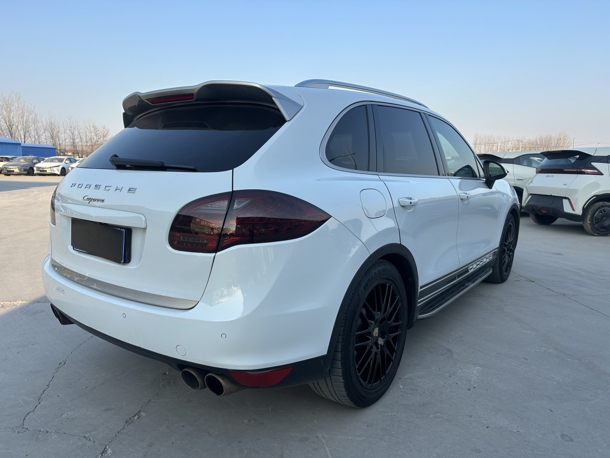 保時(shí)捷 Cayenne  2014款 Cayenne Platinum Edition 3.0T圖片