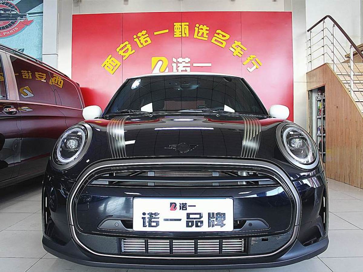 MINI MINI  2023款 1.5T COOPER 執(zhí)迷版圖片