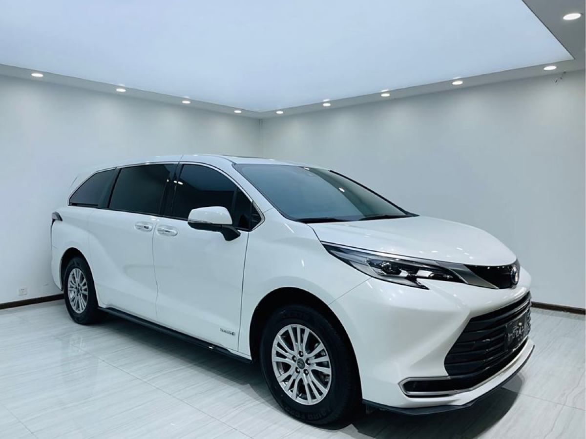 丰田 赛那SIENNA  2023款 2.5L混动 豪华版图片