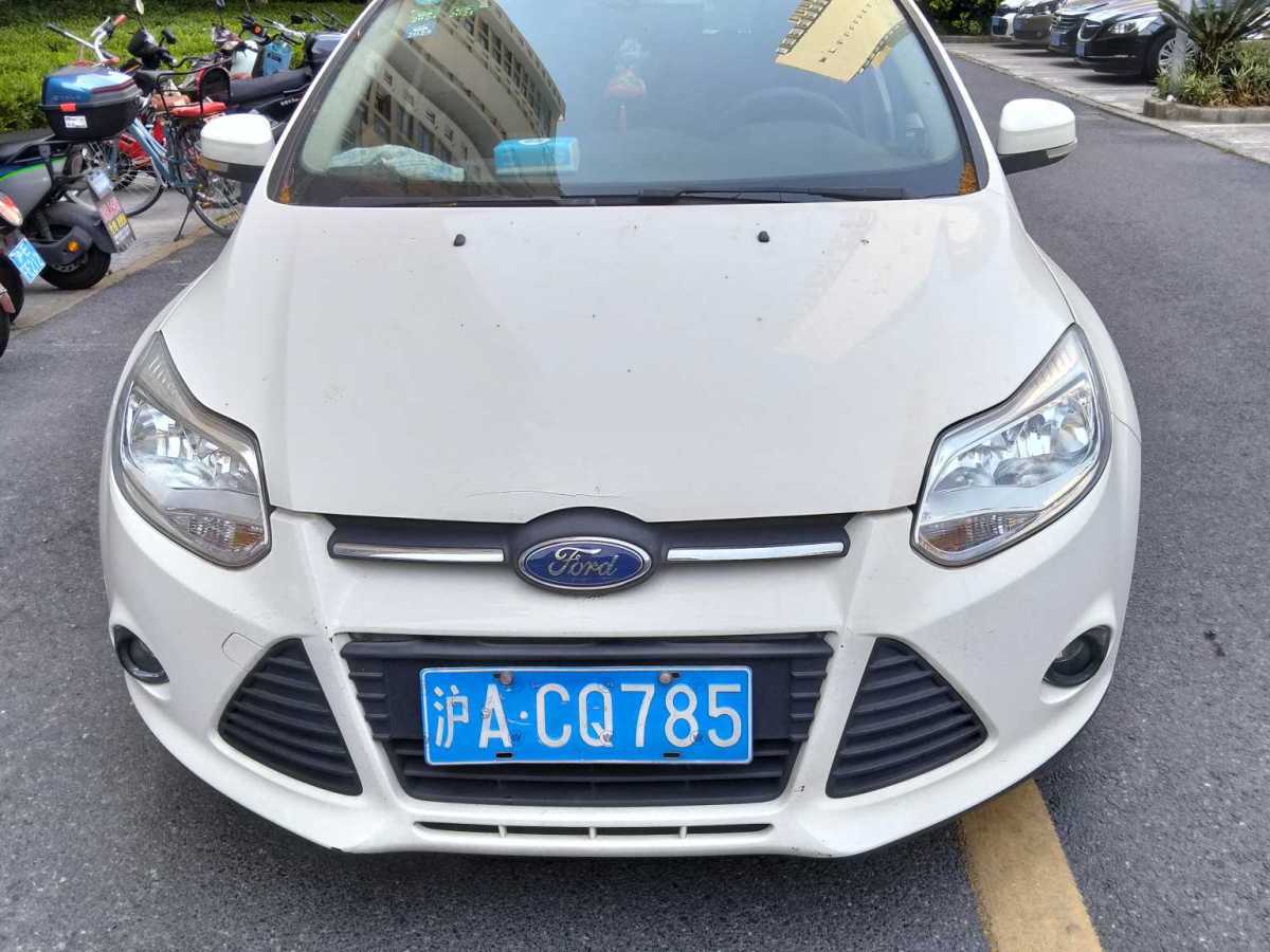 福特 ?？怂? 2012款 三廂 1.6L 自動(dòng)舒適型圖片
