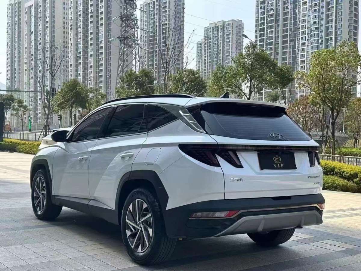 现代 途胜  2021款 途胜L 1.5T LUX尊贵版图片