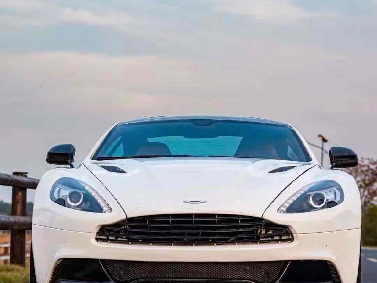 阿斯頓·馬丁 Vanquish  2014款 6.0L 百年紀念版圖片