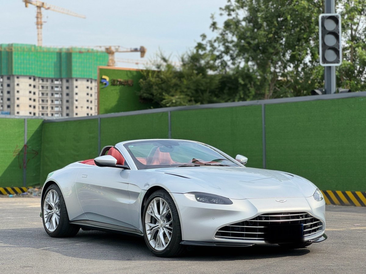 2022年5月阿斯頓·馬丁 V8 Vantage  2022款 4.0T V8 Roadster