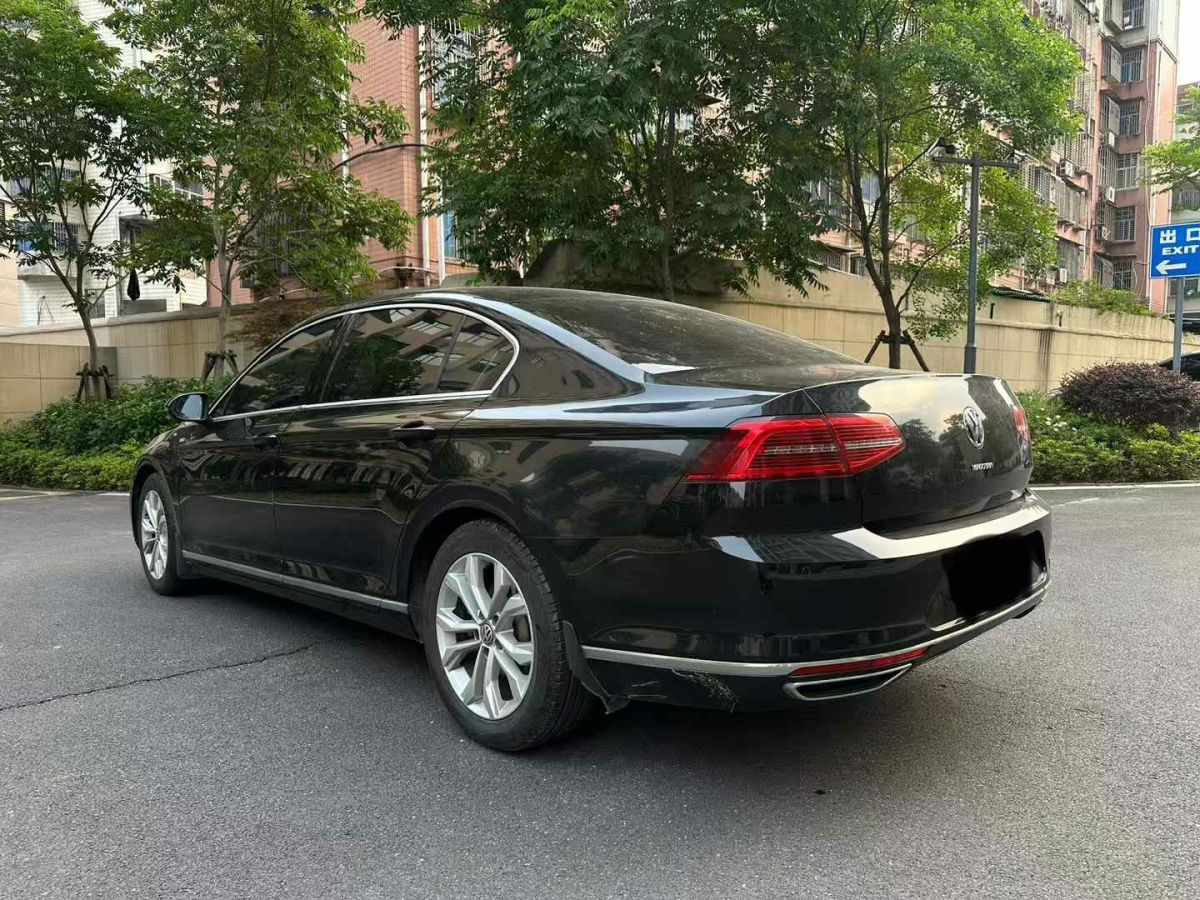 大眾 邁騰  2017款 280TSI DSG 領(lǐng)先型圖片