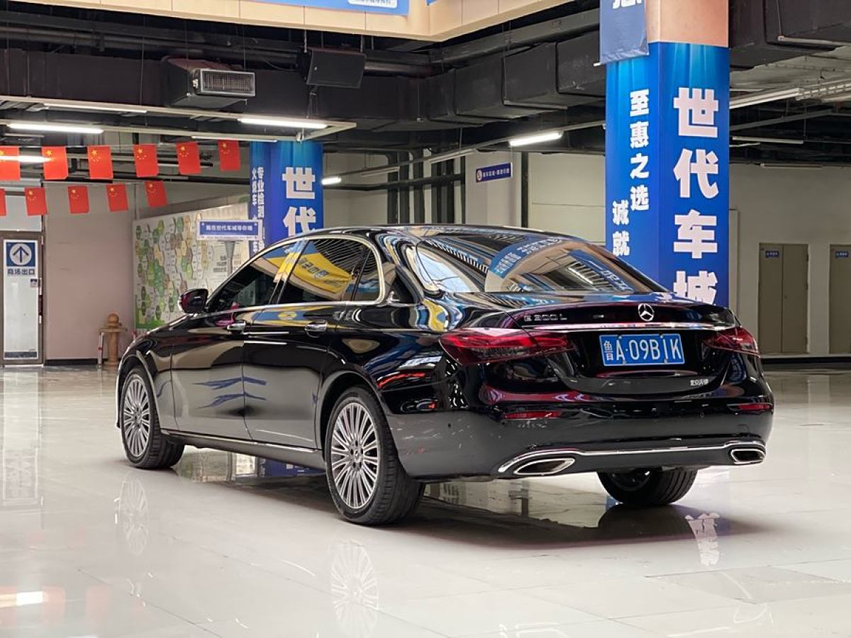 奔馳 奔馳E級(jí)  2022款 改款 E 300 L 豪華型圖片