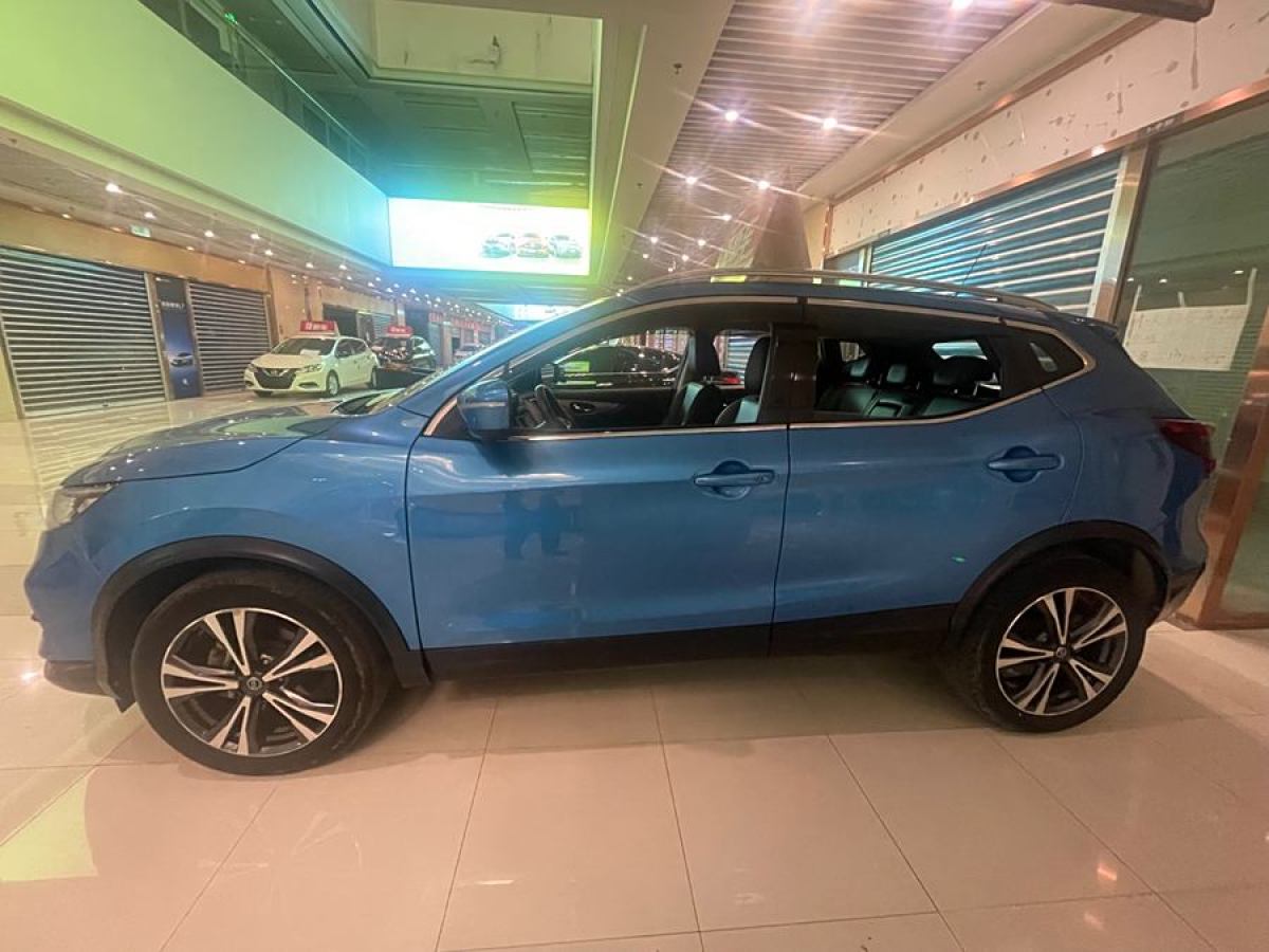 日產(chǎn) 逍客  2019款  2.0L CVT豪華版圖片