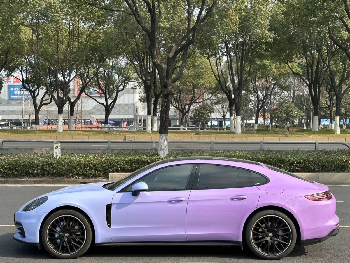 保時(shí)捷 Panamera  2019款 Panamera 十周年紀(jì)念版 2.9T圖片