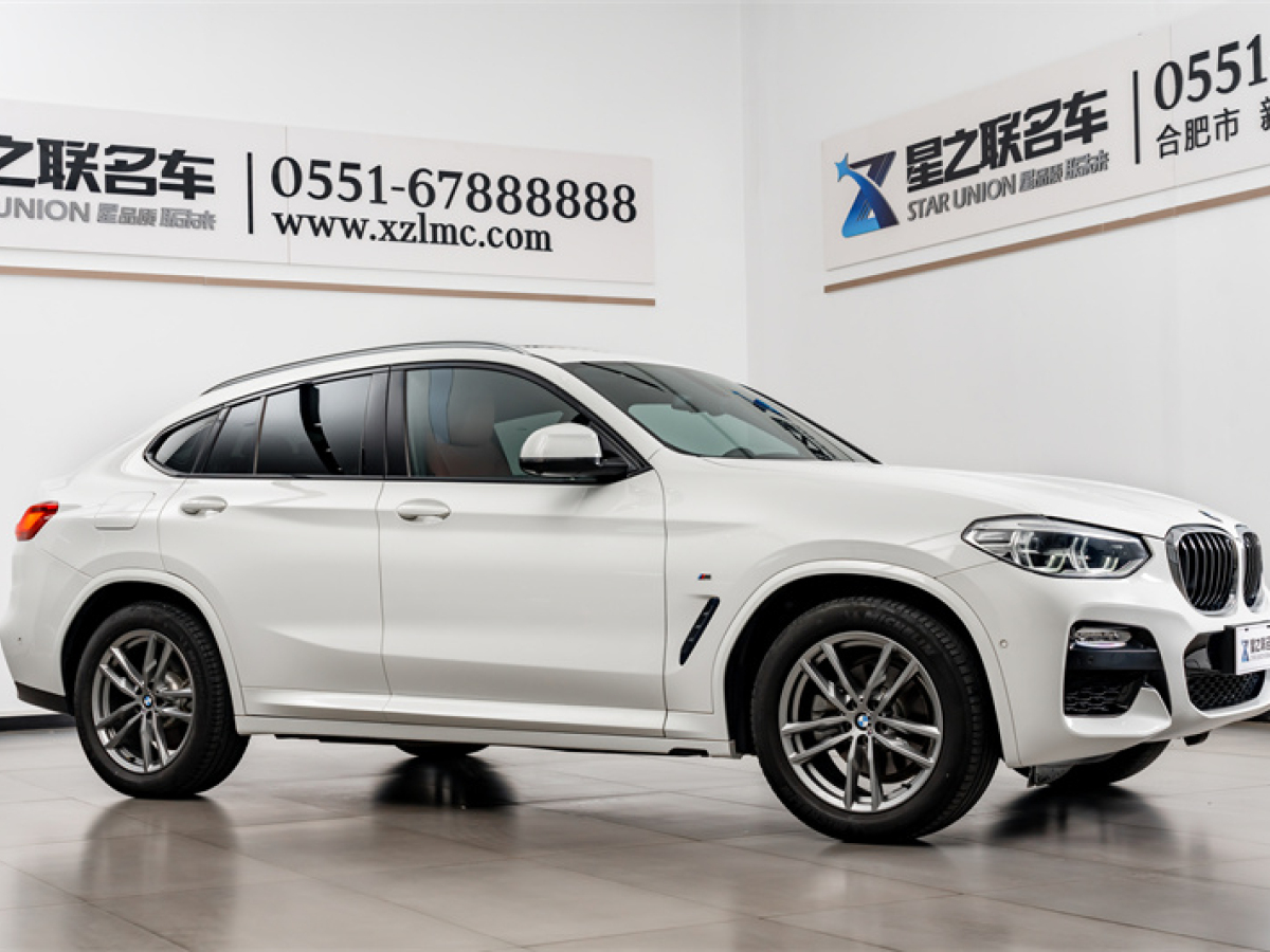 宝马 宝马X4  2019款 xDrive25i M运动套装图片