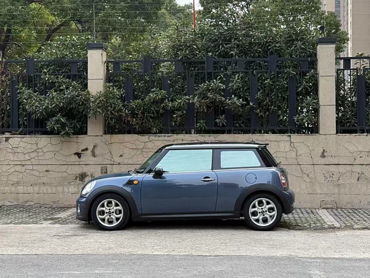 MINI COUNTRYMAN  2011款 1.6L COOPER Fun圖片