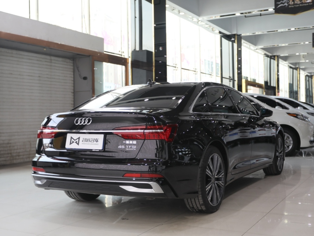 奧迪 奧迪A6L  2024款 45 TFSI quattro 臻選動(dòng)感型圖片