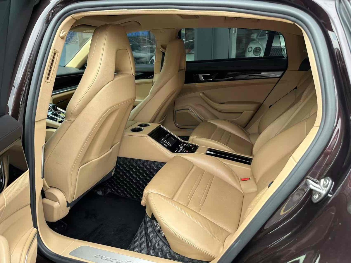 保時捷 Panamera  2017款 Panamera 行政加長版 3.0T圖片