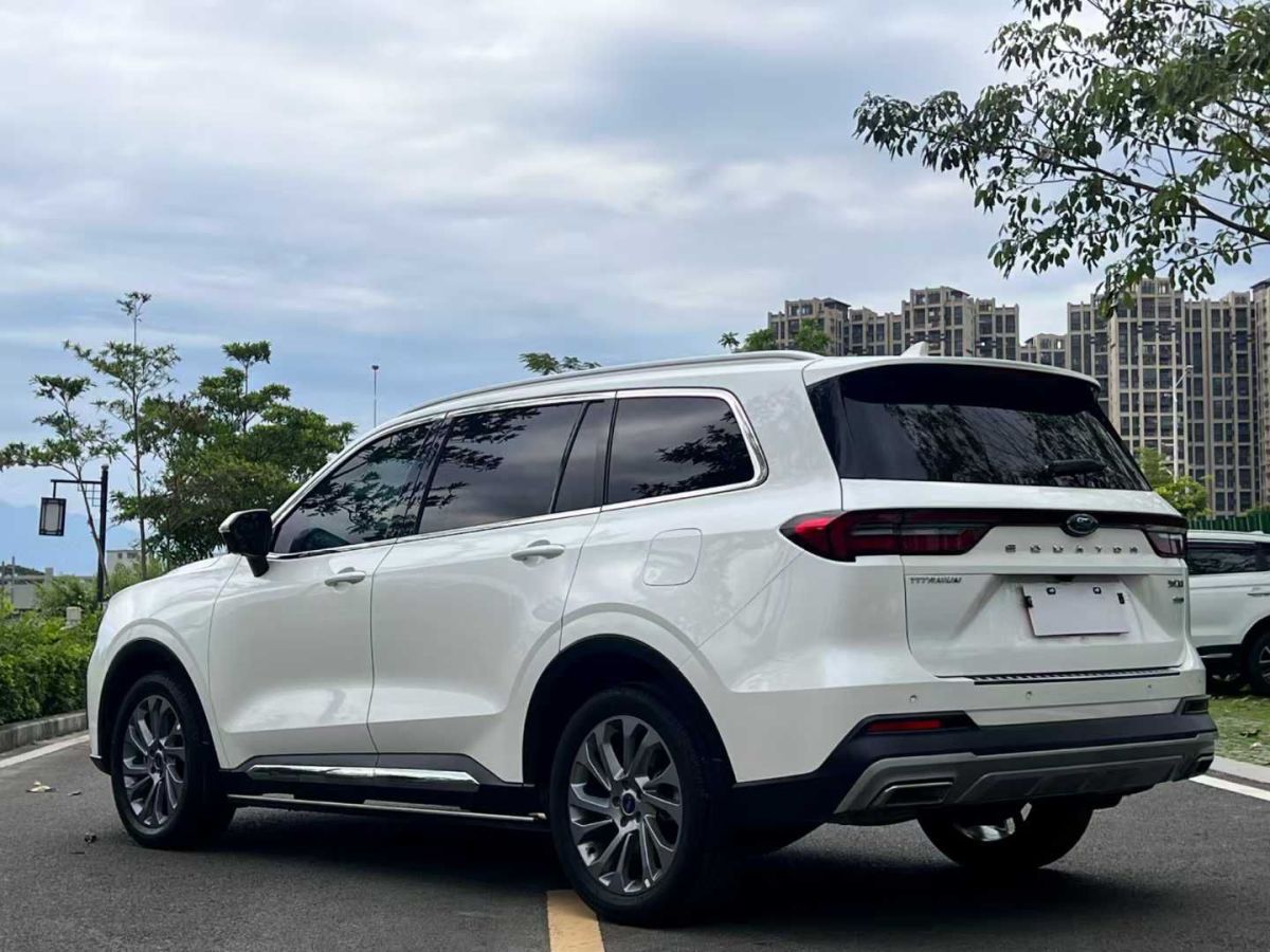 福特 領(lǐng)睿  2022款 EcoBoost 170 尊領(lǐng)型圖片