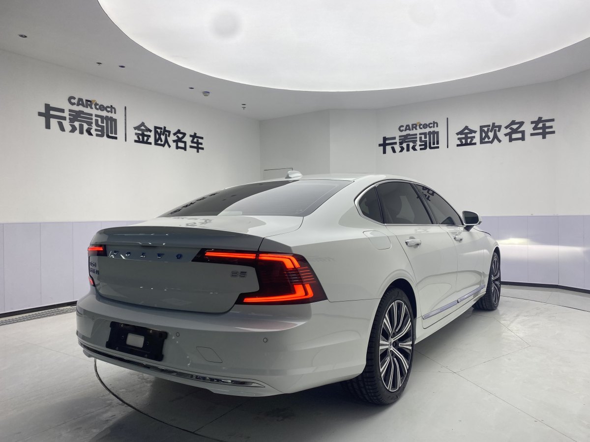 沃爾沃 S90  2022款 B5 智遠(yuǎn)豪華版圖片