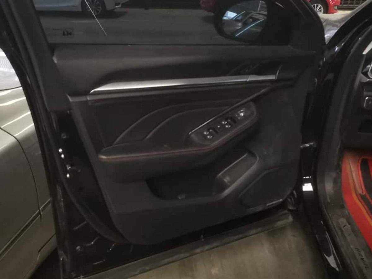 哈弗 F5  2019款  國潮版 1.5T i潮 國VI圖片