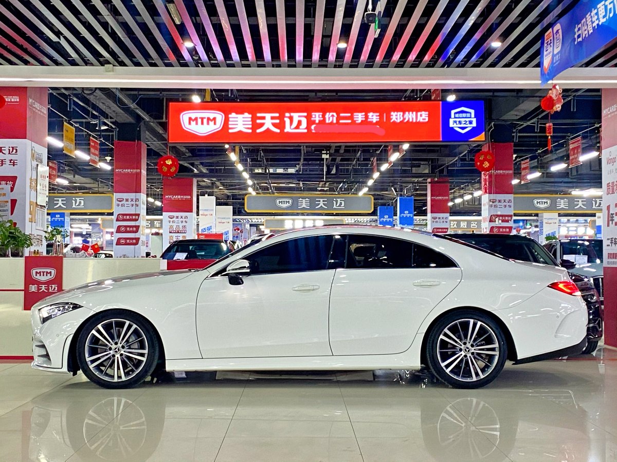 奔馳 奔馳CLS級(jí)  2021款 改款 CLS 300 動(dòng)感型圖片