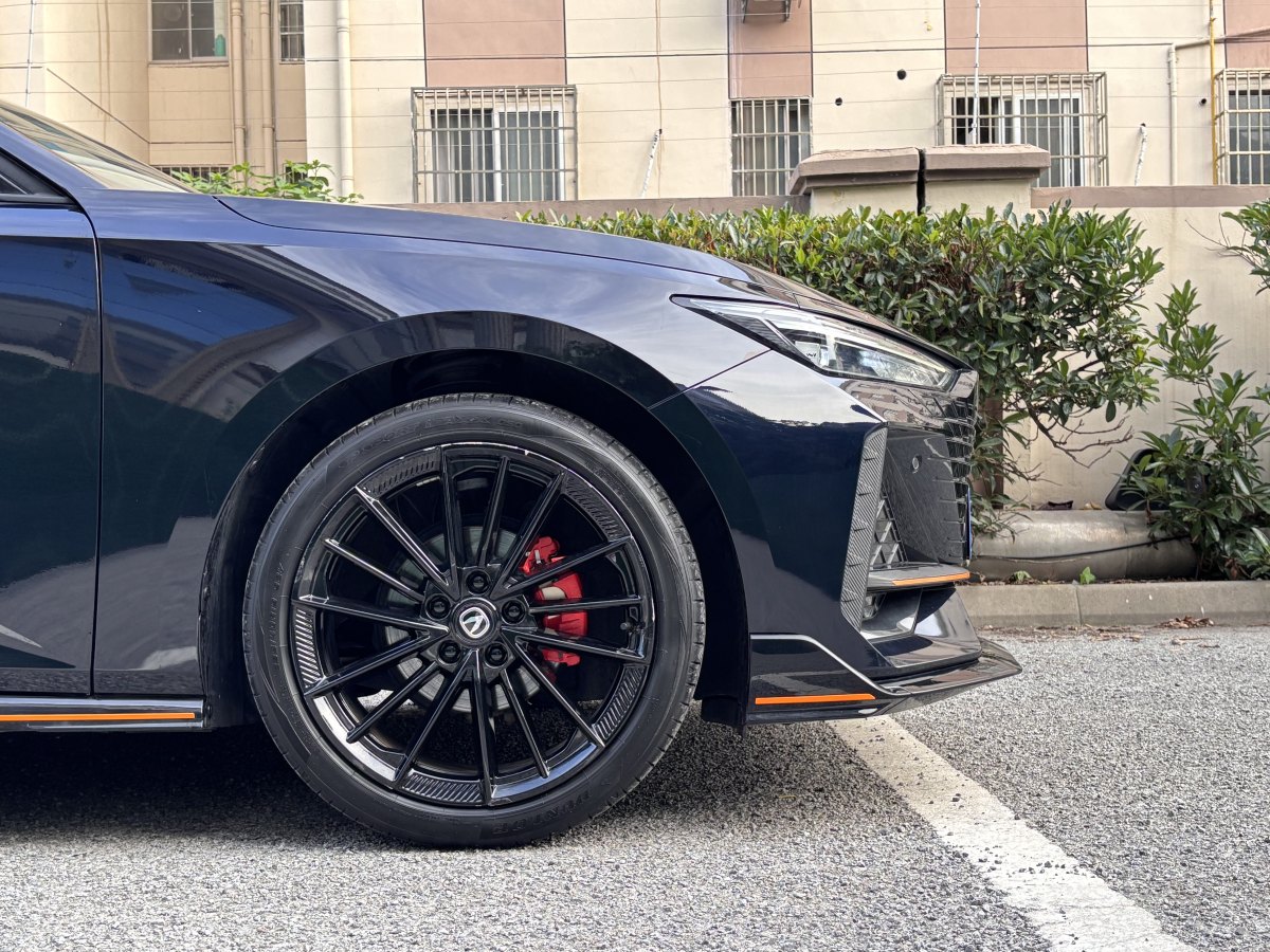 長(zhǎng)安 長(zhǎng)安UNI-V  2022款 1.5T 運(yùn)動(dòng)版圖片