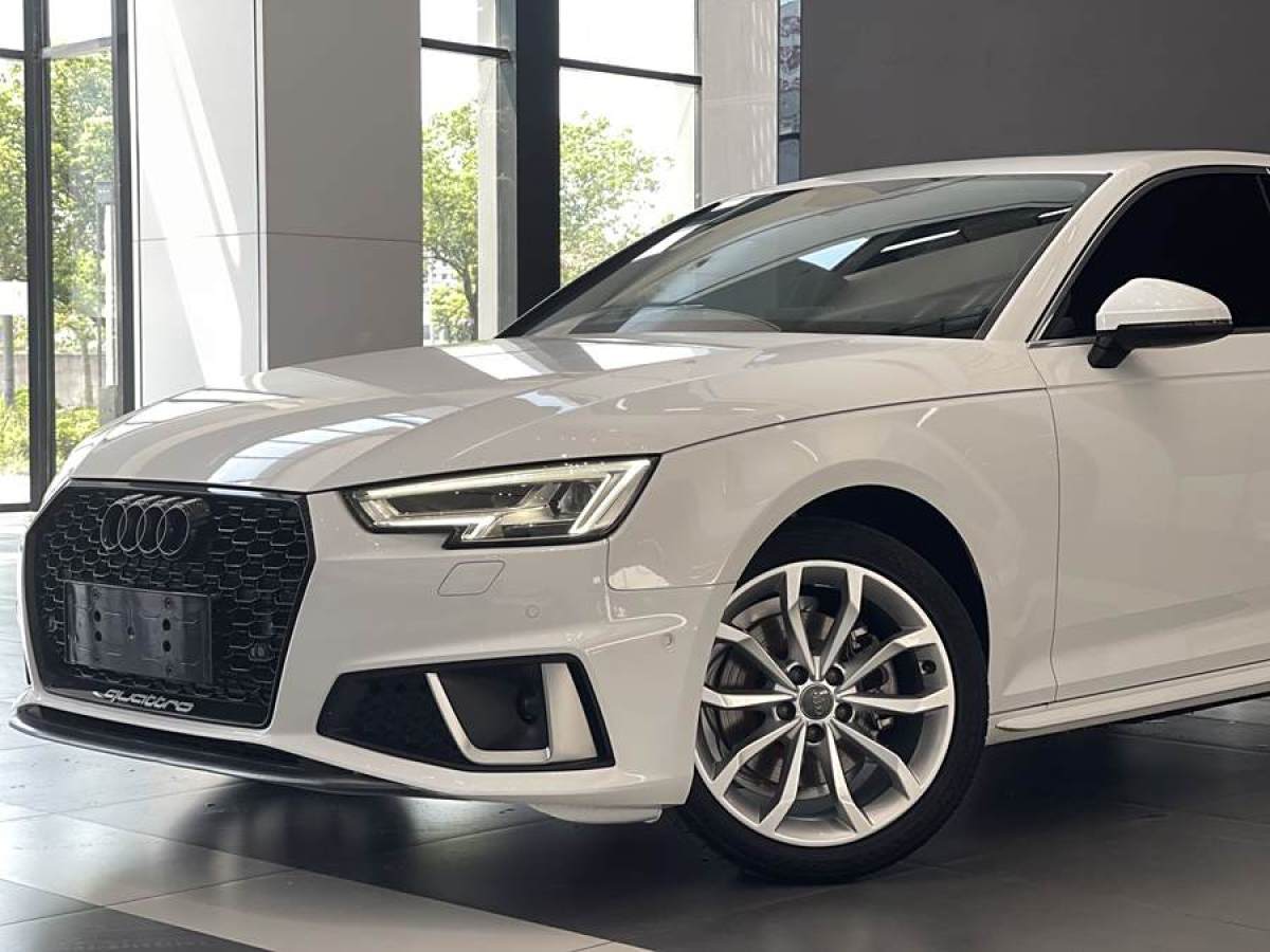 2019年7月奧迪 奧迪A4L  2019款 40 TFSI 時尚型 國VI