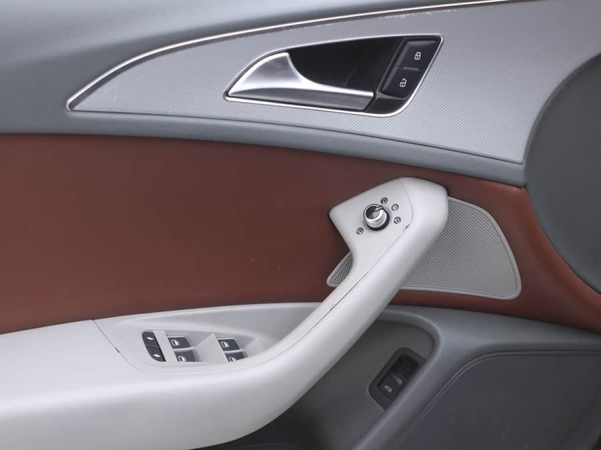 奧迪 奧迪A6L  2014款 TFSI 標(biāo)準(zhǔn)型圖片