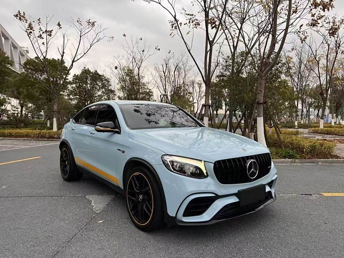 奔馳 奔馳GLC轎跑 AMG  2018款 AMG GLC 63 S 4MATIC+ 轎跑SUV先型特別版圖片