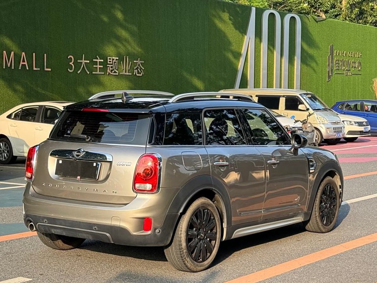 MINI COUNTRYMAN  2019款 1.5T COOPER ALL4 藝術(shù)家周末旅行版圖片