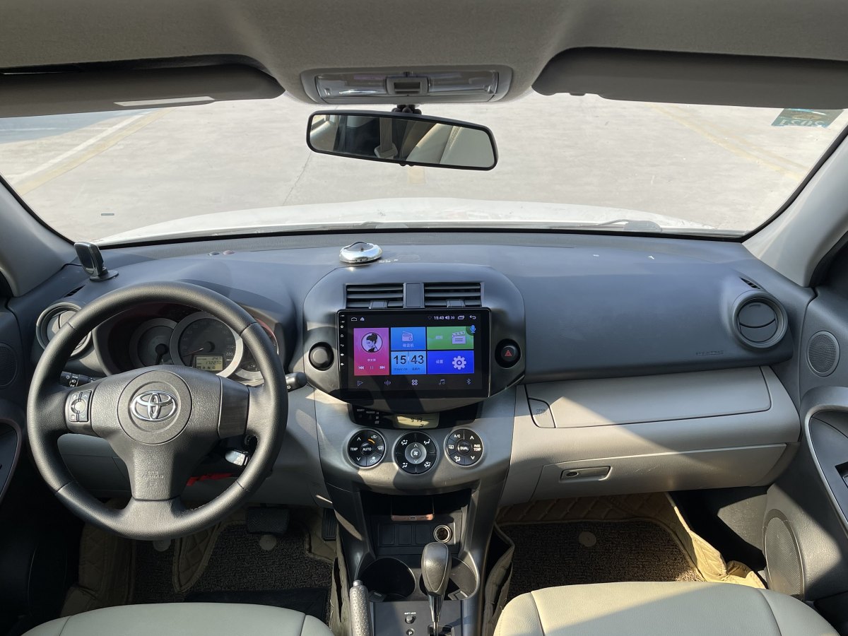 豐田 RAV4  2019款 榮放 2.0L CVT兩驅(qū)先鋒版圖片